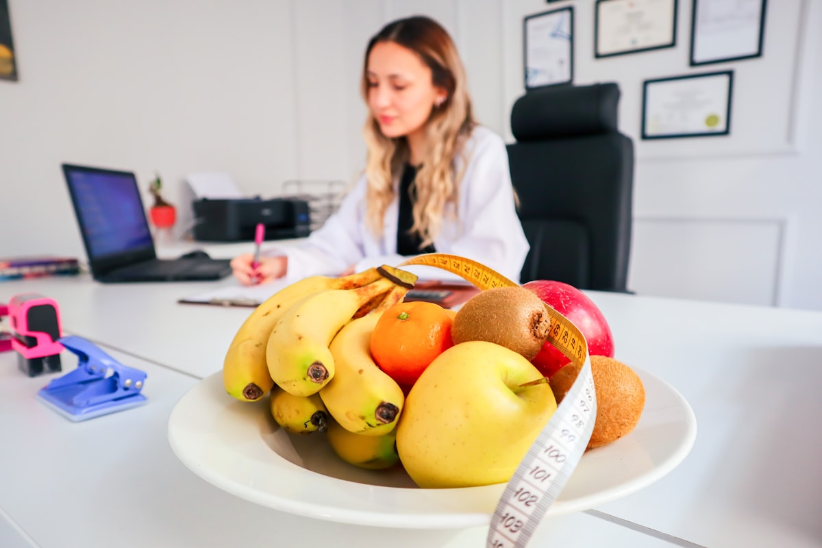 Balanced nutrition plate